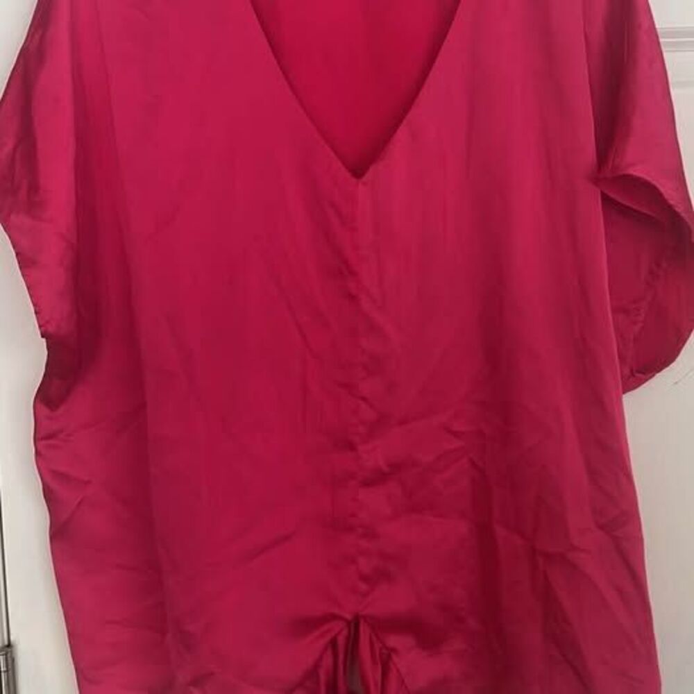 3x hot pink top